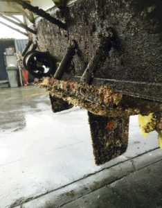 Boat Anti Fouling BEFORE